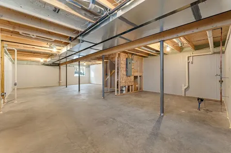 15 Dogwood Circle Milton VT 05468