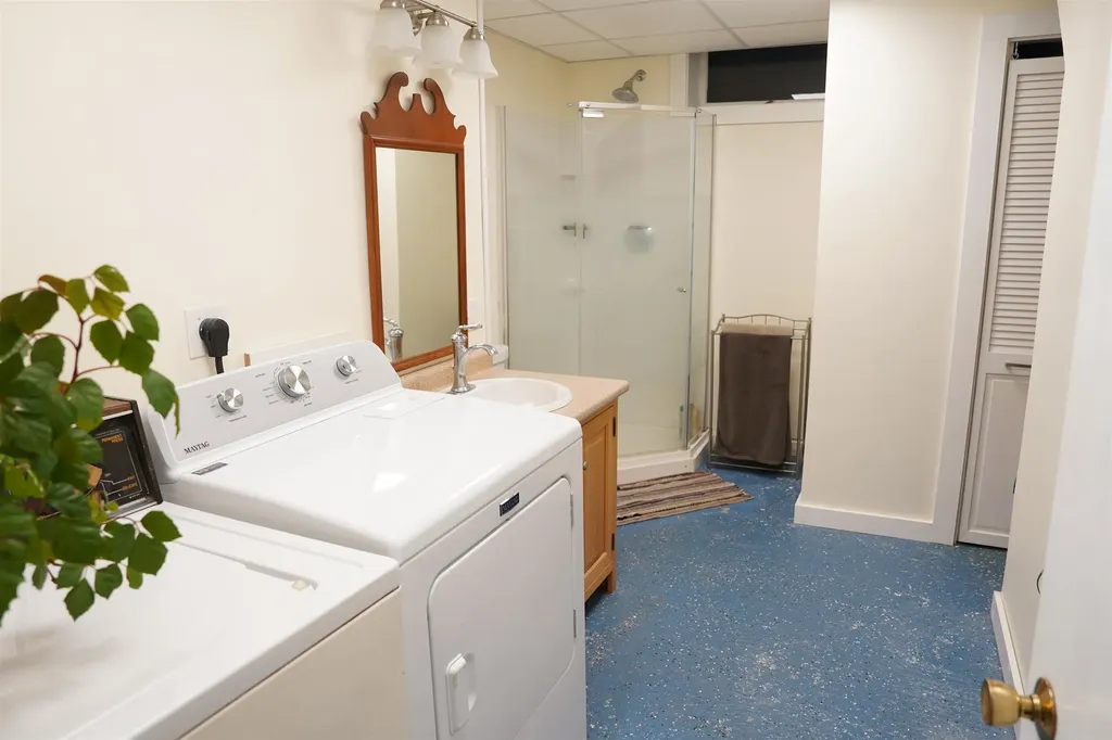 5 Richardson Place Lebanon NH 03784