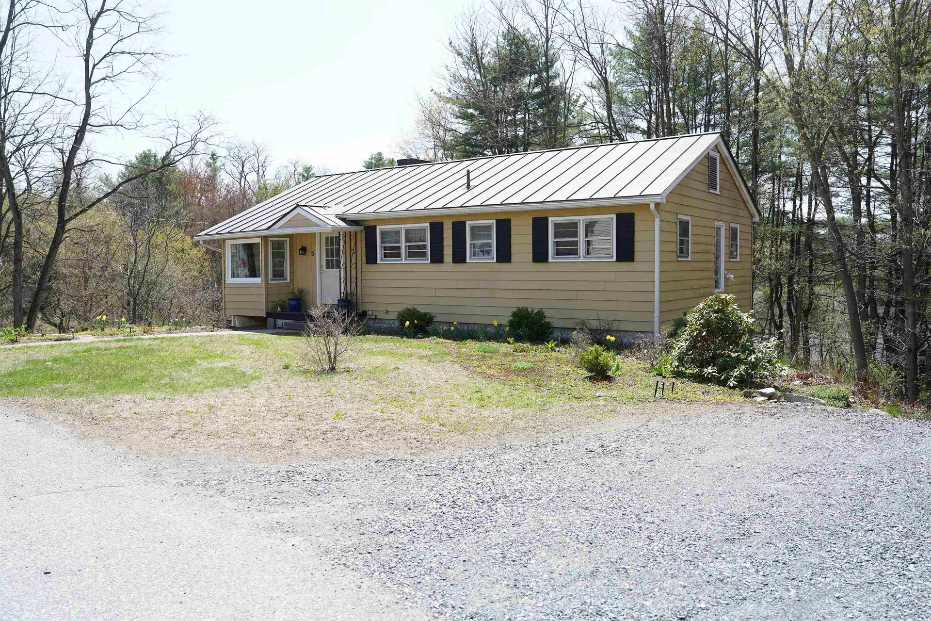 5 Richardson Place Lebanon NH 03784
