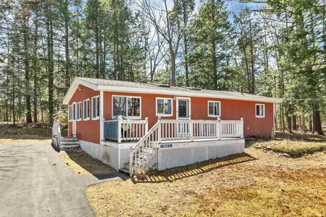 190 Nicola Road Middleton NH 03887