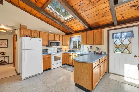 190 Nicola Road Middleton NH 03887