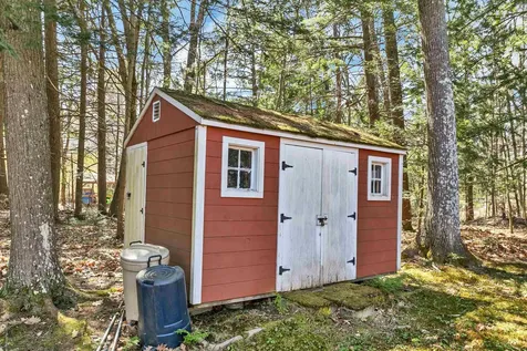 190 Nicola Road Middleton NH 03887