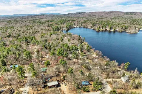 190 Nicola Road Middleton NH 03887