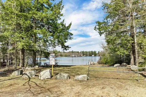 190 Nicola Road Middleton NH 03887