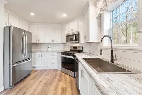 35 Adams Avenue Seabrook NH 03874
