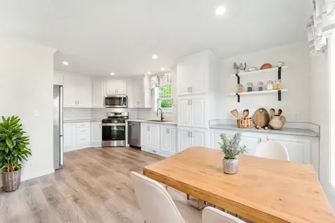35 Adams Avenue Seabrook NH 03874