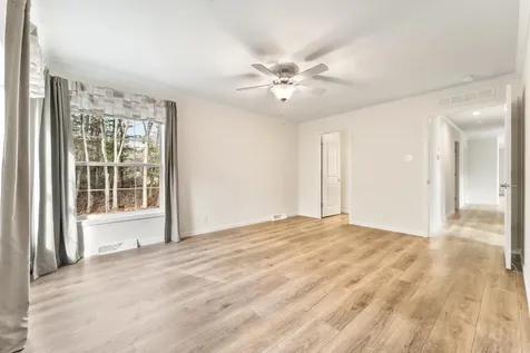 35 Adams Avenue Seabrook NH 03874