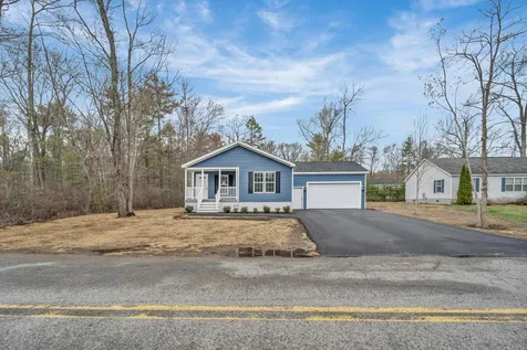35 Adams Avenue Seabrook NH 03874
