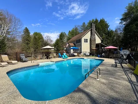 4 Spencer Road Hanover NH 03755