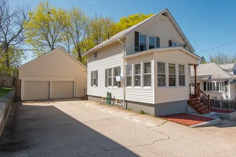 34 Lafayette Street Manchester NH 03102