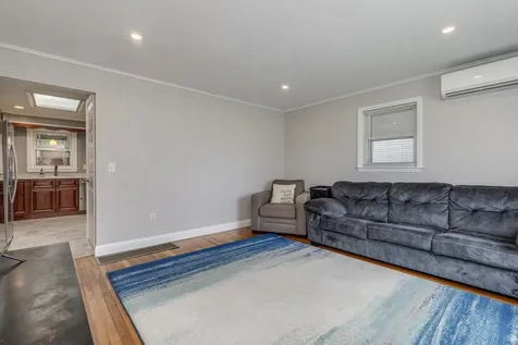 49 Devco Drive Manchester NH 03103