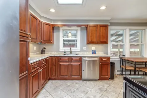 49 Devco Drive Manchester NH 03103