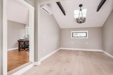 11 Post Road North Hampton NH 03862