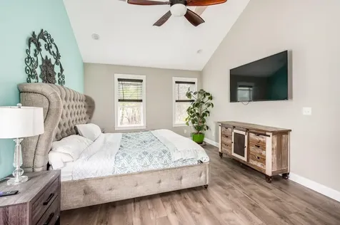 11 Post Road North Hampton NH 03862