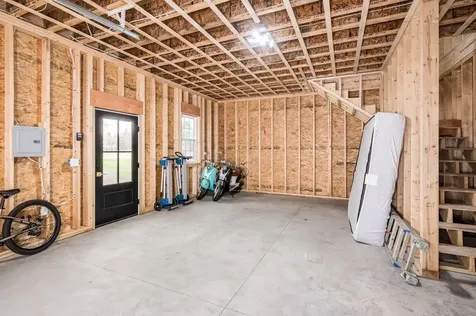 11 Post Road North Hampton NH 03862