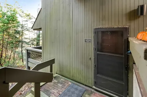 122 Redrock Drive Burlington VT 05401