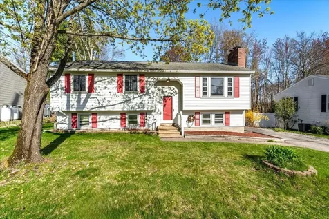 15 Brad Court Manchester NH 03103