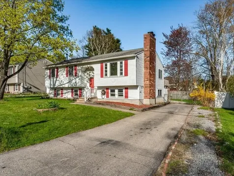 15 Brad Court Manchester NH 03103