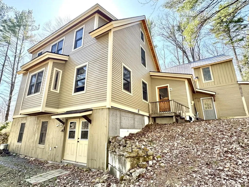 55 South Village Road Westmoreland NH 03467