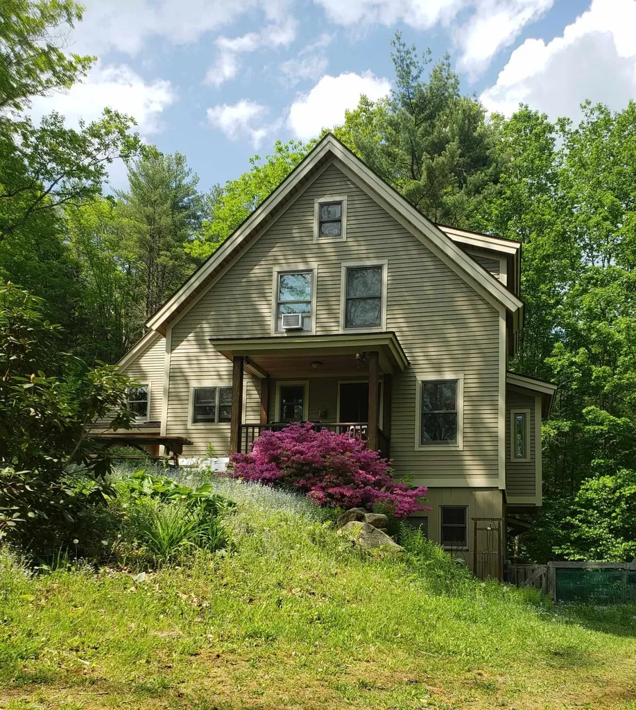 55 South Village Road Westmoreland NH 03467