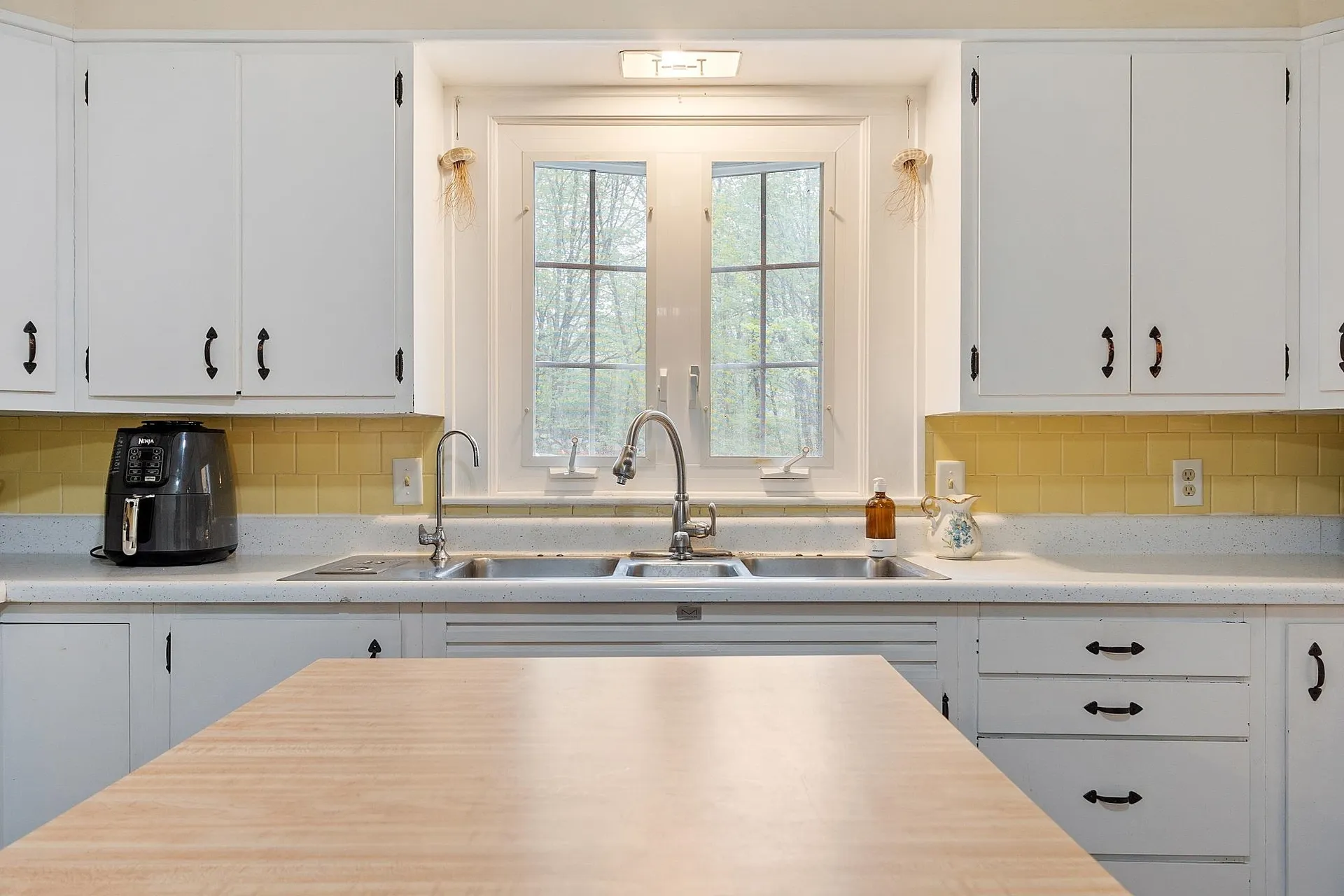 134 Emerson Avenue Hampstead NH 03841