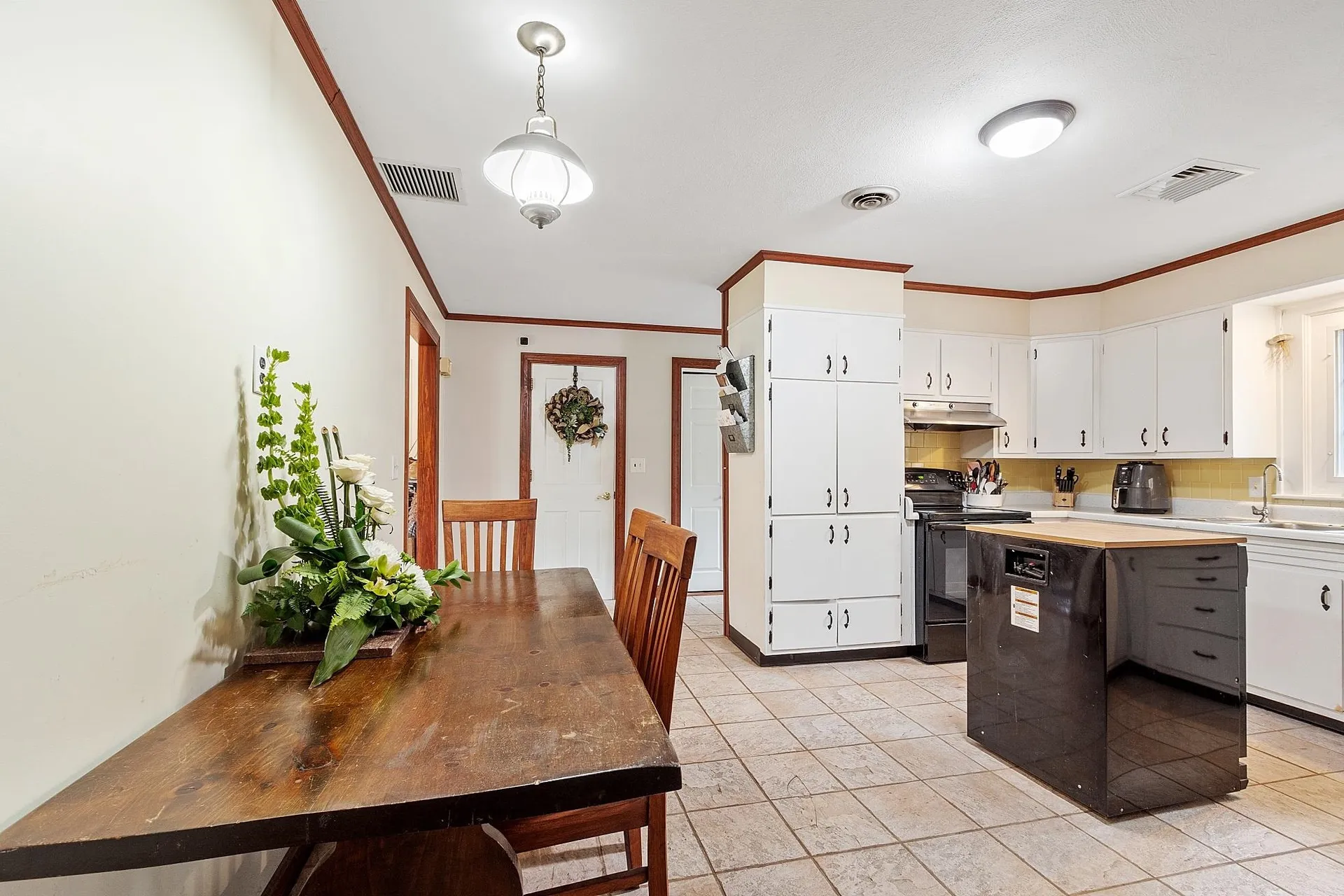 134 Emerson Avenue Hampstead NH 03841