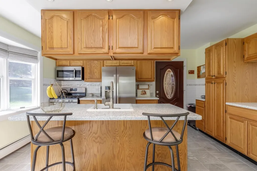 936 Route 103 E Warner NH 03278