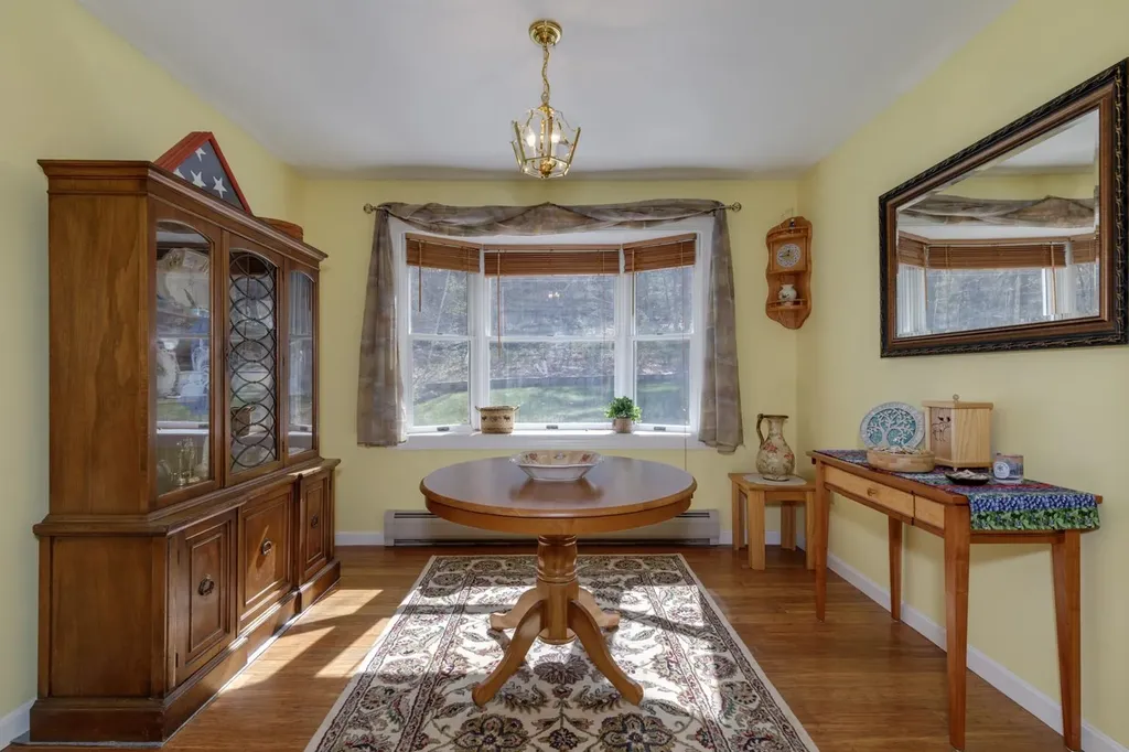 936 Route 103 E Warner NH 03278