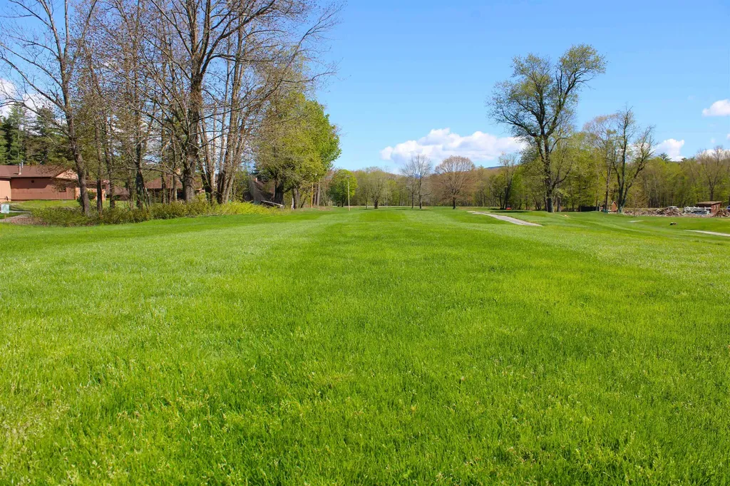 1640 Daniel Webster Highway Woodstock NH 03293