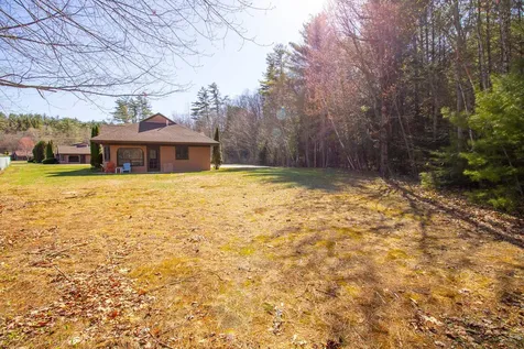 1640 Daniel Webster Highway Woodstock NH 03293