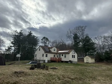108 Forrest Street Plaistow NH 03865