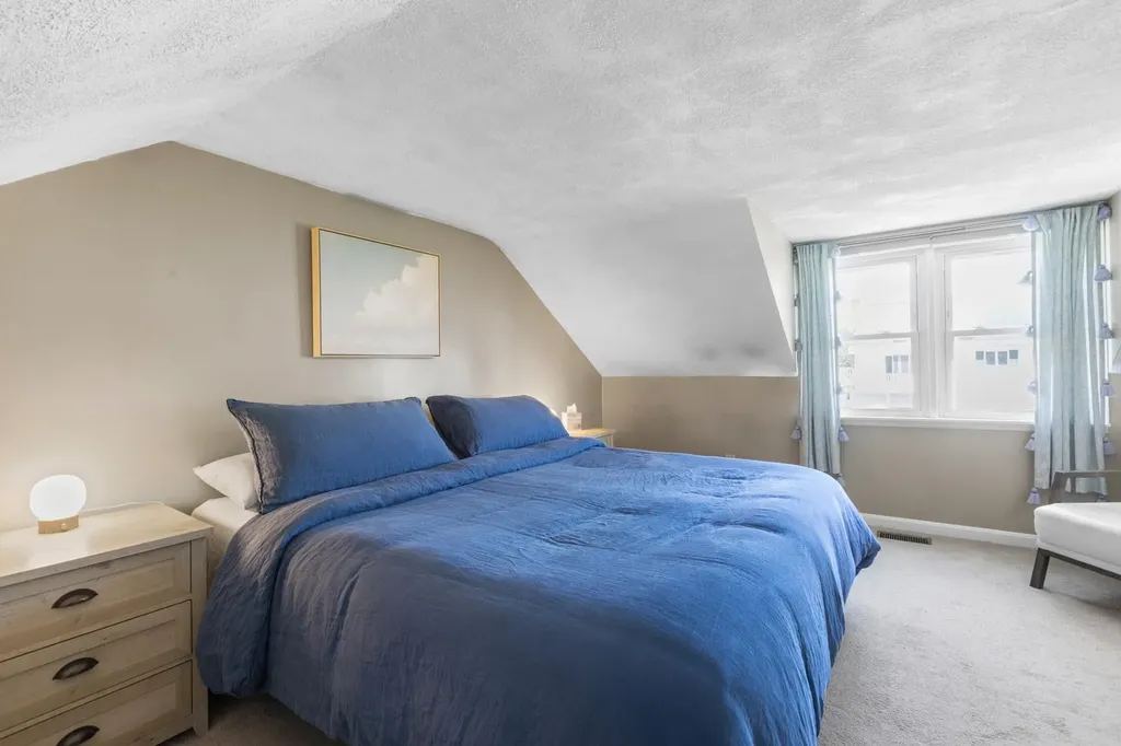 8 River Street Exeter NH 03833