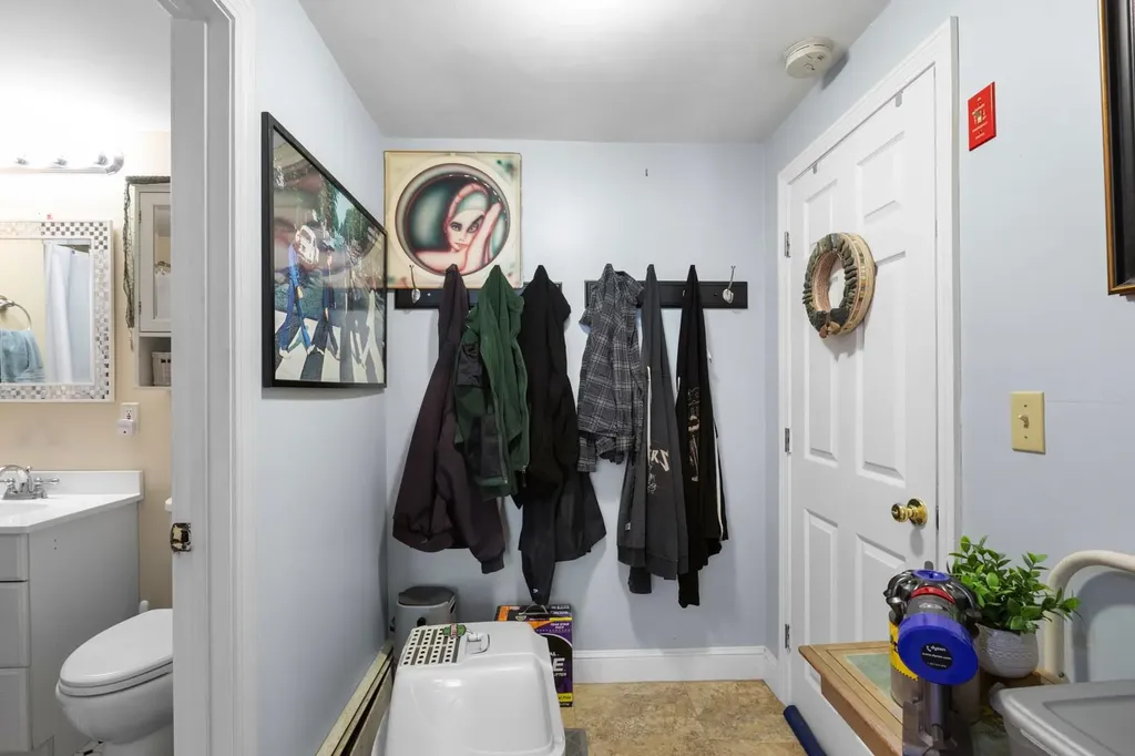 8 River Street Exeter NH 03833