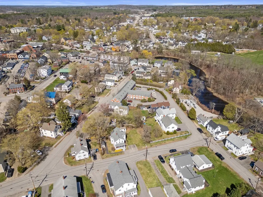 8 River Street Exeter NH 03833