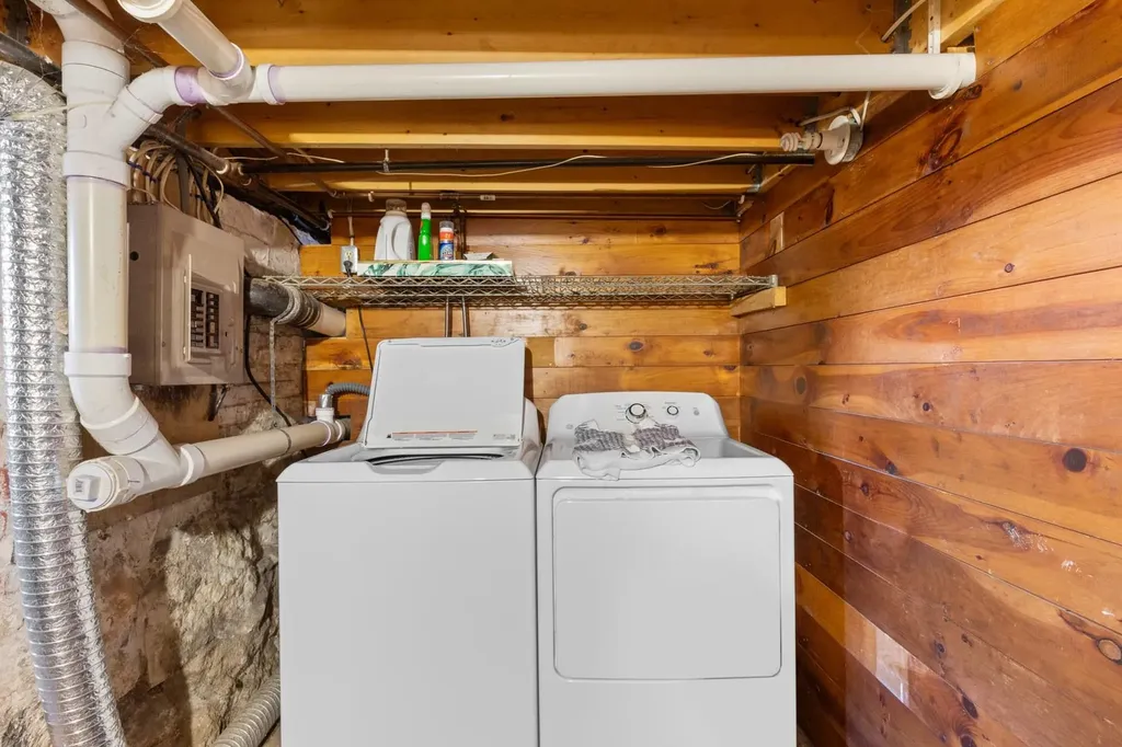 8 River Street Exeter NH 03833