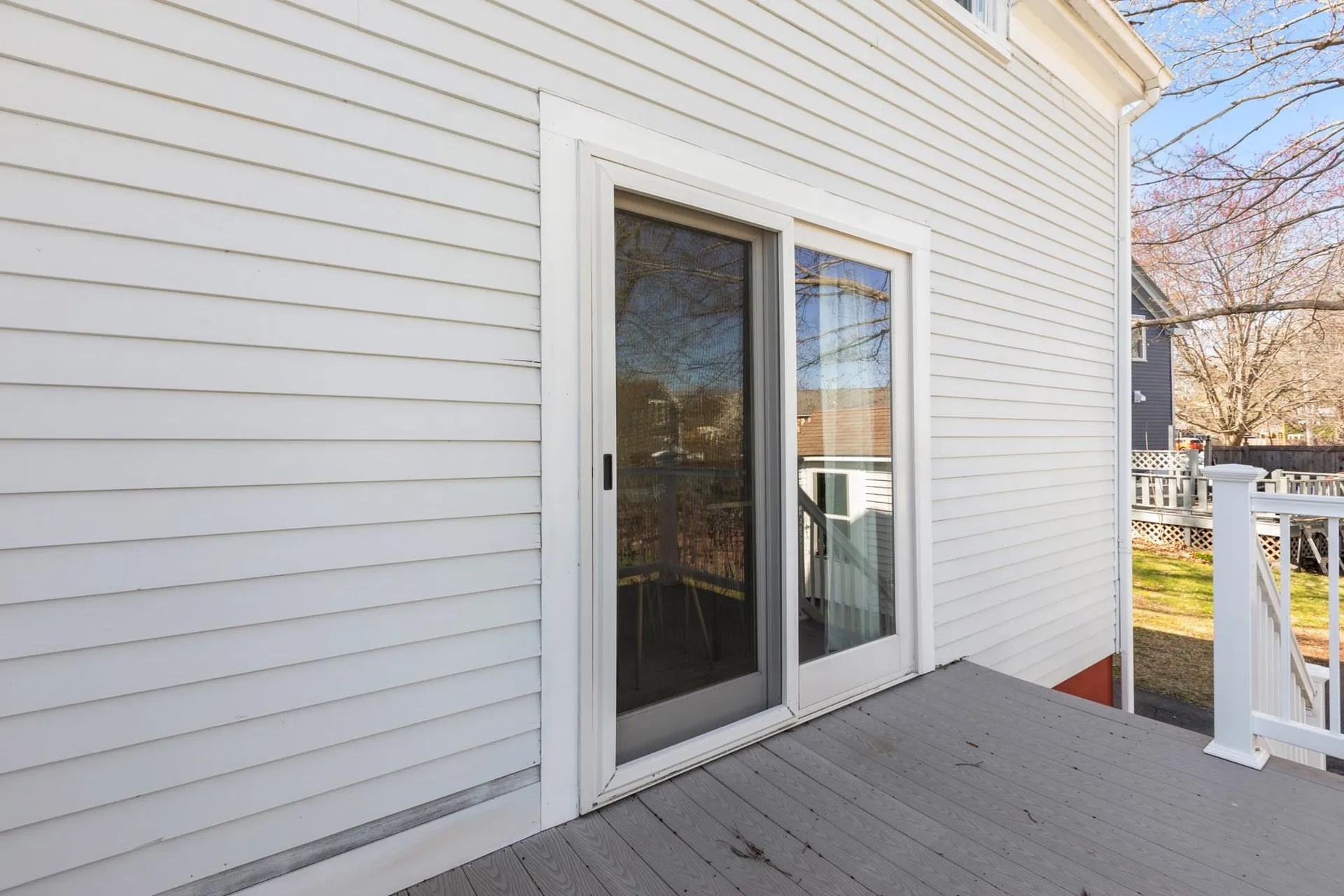 8 River Street Exeter NH 03833