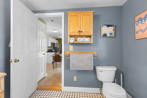 8 River Street Exeter NH 03833