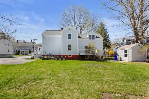 8 River Street Exeter NH 03833