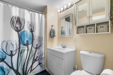 8 River Street Exeter NH 03833