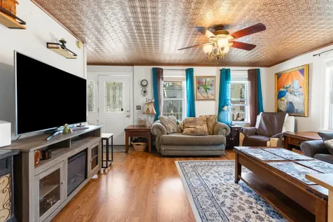 8 River Street Exeter NH 03833