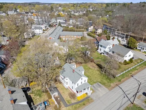 8 River Street Exeter NH 03833