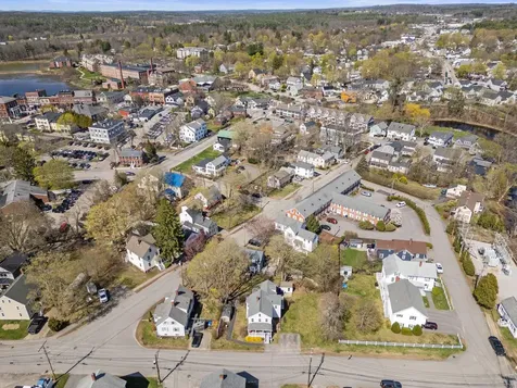 8 River Street Exeter NH 03833