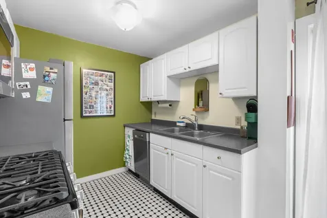 8 River Street Exeter NH 03833