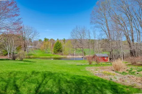 127 Turtle Pond Road Lee NH 03861
