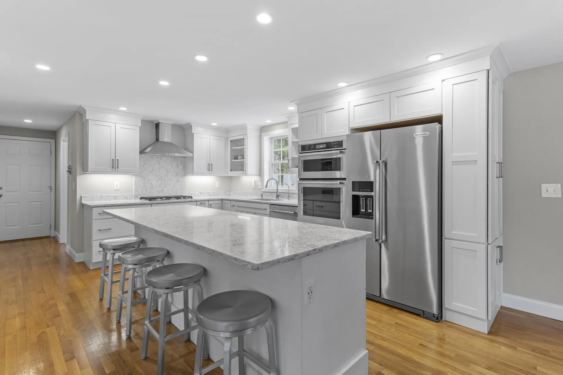 7 Sousa Boulevard Hudson NH 03051