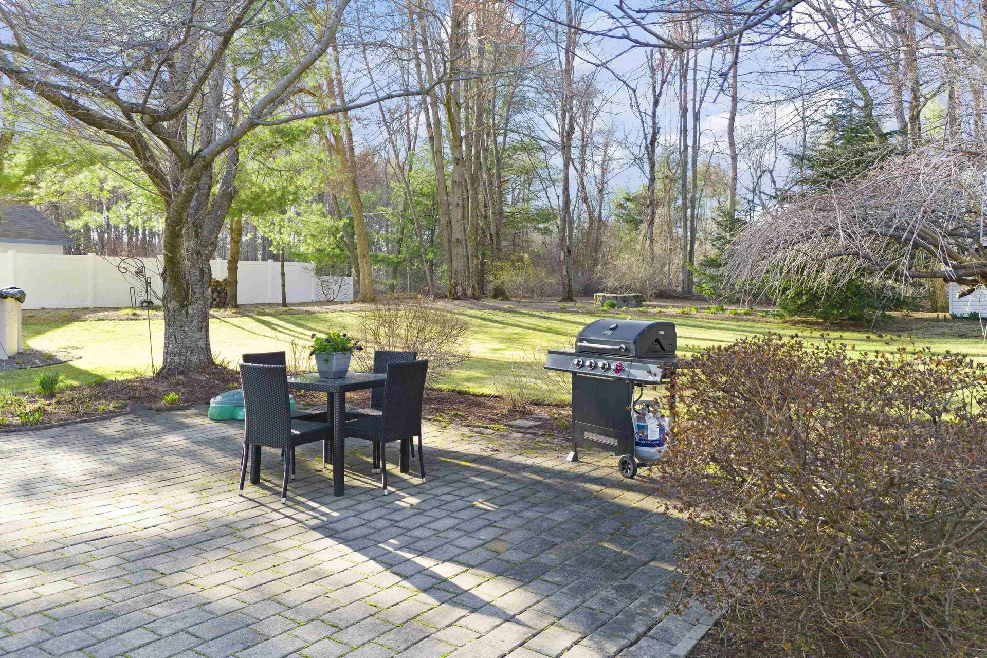 7 Sousa Boulevard Hudson NH 03051