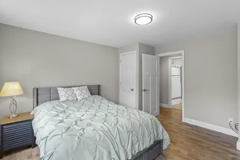 7 Sousa Boulevard Hudson NH 03051
