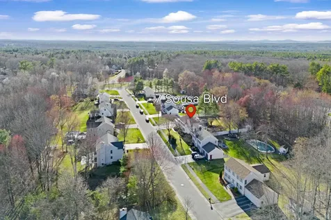 7 Sousa Boulevard Hudson NH 03051
