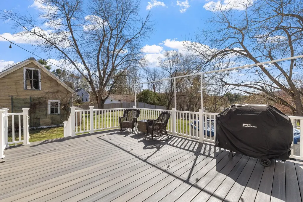 196 Ward Street Manchester NH 03104