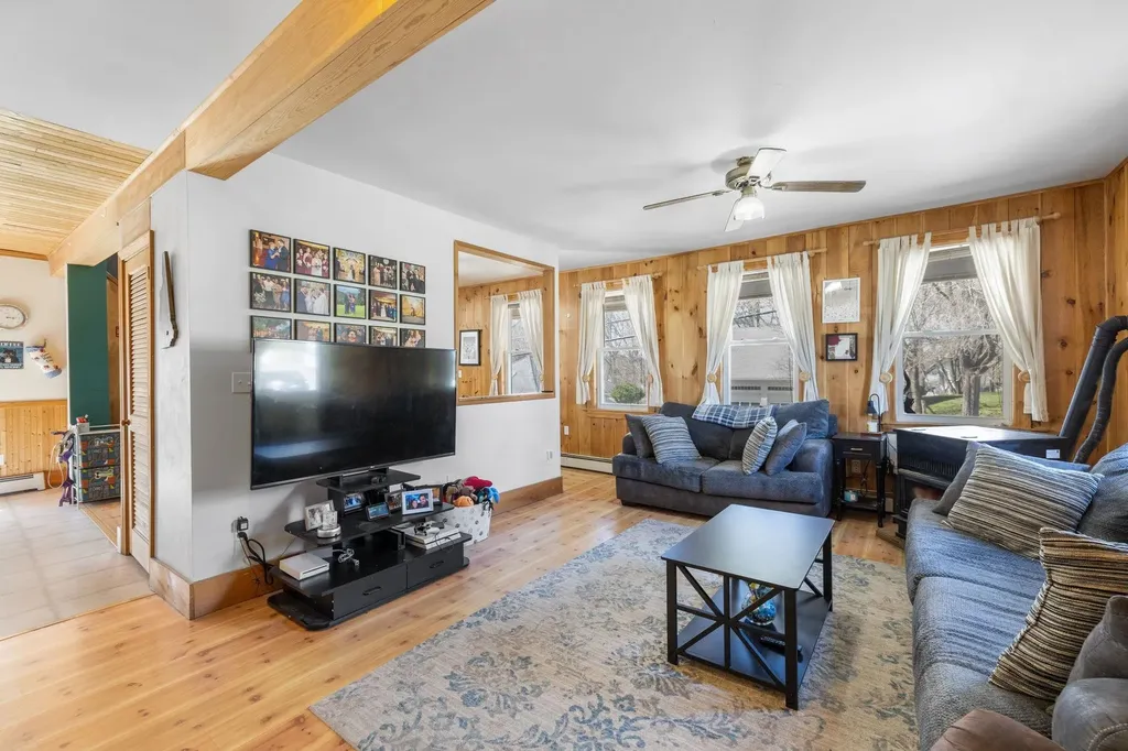 196 Ward Street Manchester NH 03104